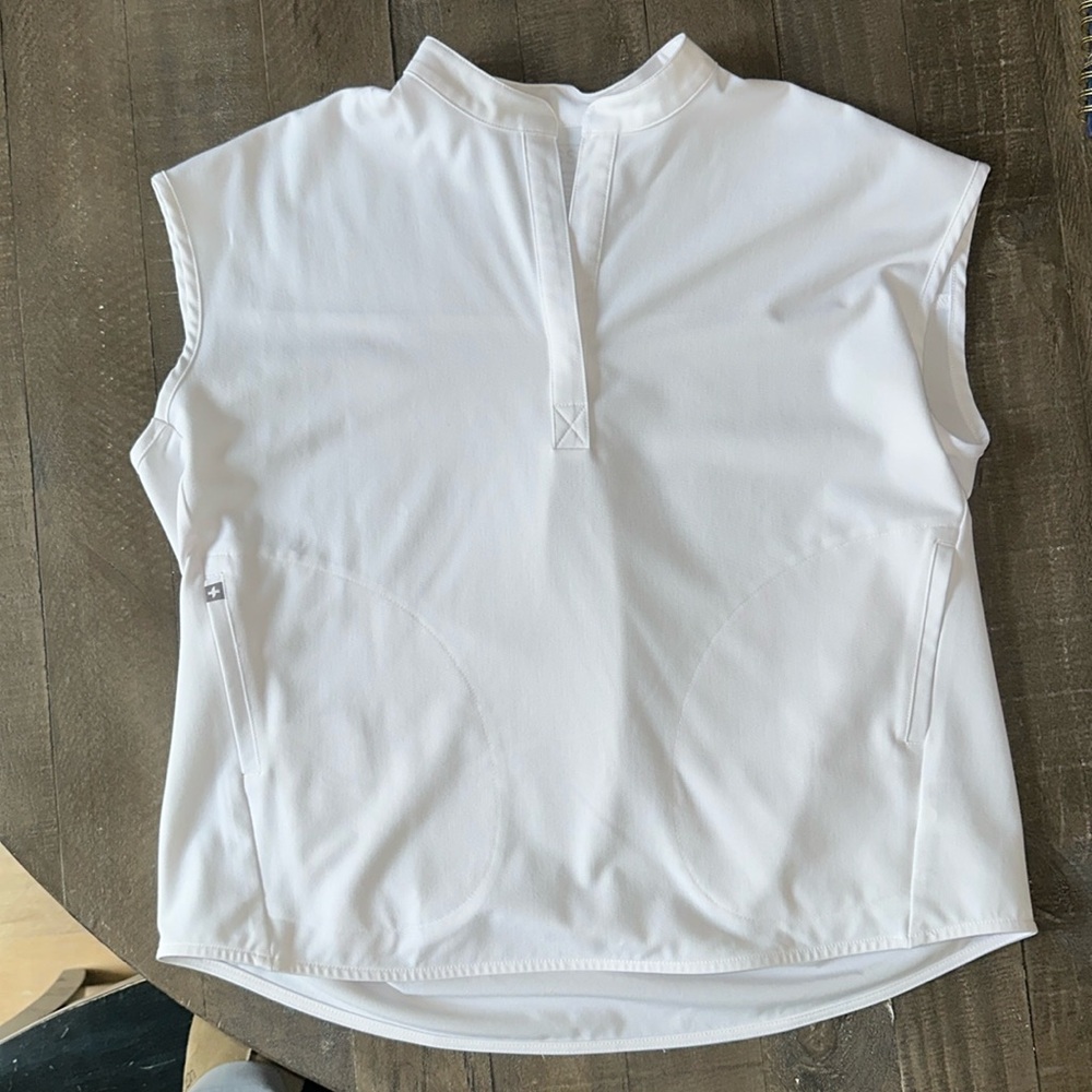 Figs Optic White Rafaela Top - M